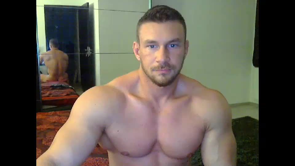 White Muscle Guy with Cute Cock Shows Off