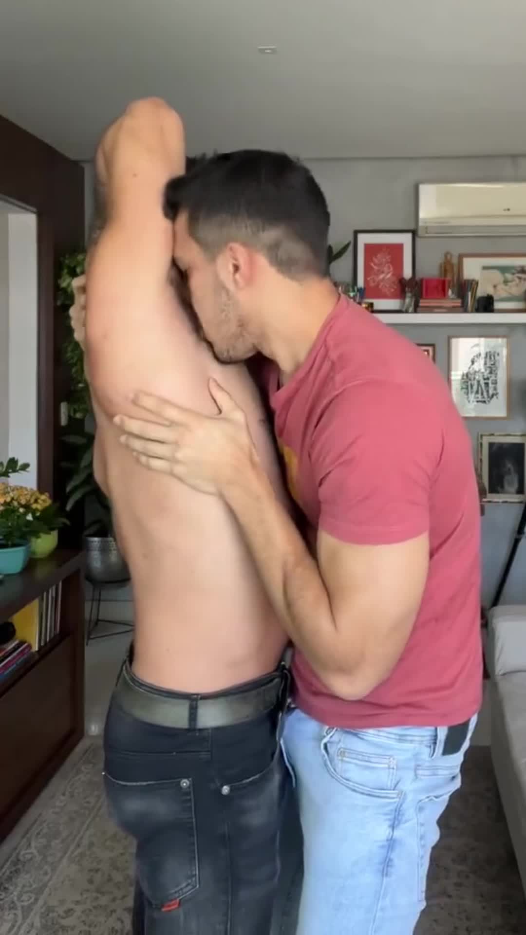 CLICK HERE TO Enjoy Live Chat with Hot Sexy Men Ready for Exciting Fun! 日 本...